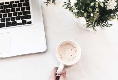 闲置 QQ 吃灰中？高价回收，让数字重获新生！